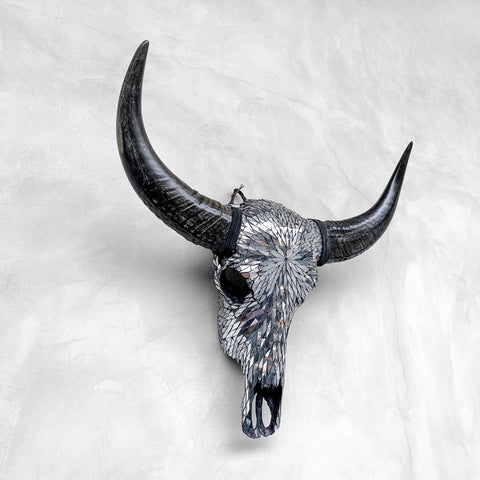 Mosaïque réfléchissante | Crâne de buffle en verre