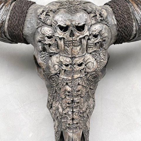 Crâne kumis | Crâne de Buffle Sculpté à la Main