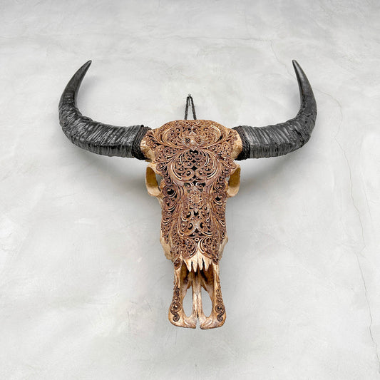 Lotus zénith | Crâne de Buffle Sculpté à la Main