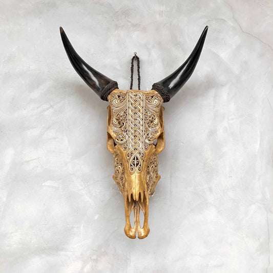 Boucle Infinie | Crâne de Vache Sculpté à la Main