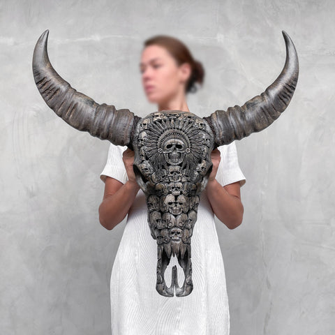 Amérindien | Crâne de Buffle Sculpté à la Main