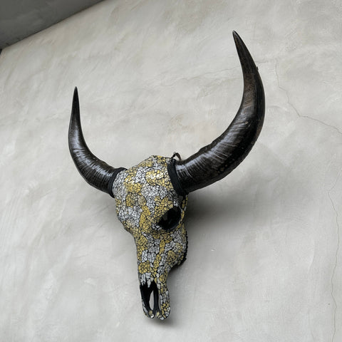 Mosaïque soleil marbrée | Crâne de buffle en verre
