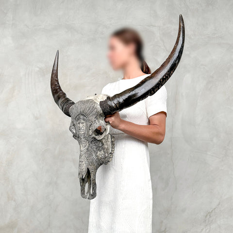 Autochtones | Crâne de Buffle Sculpté à la Main