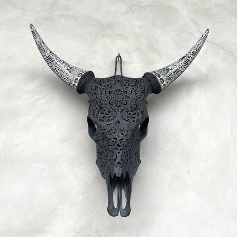 Mandala Étoilé | Crâne de Vache Sculpté à la Main