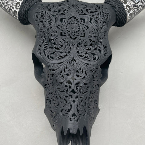 Mandala Étoilé | Crâne de Vache Sculpté à la Main