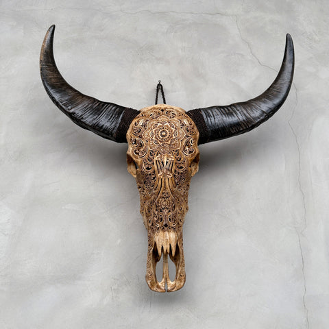 Mandala de fleur épanouie | Crâne de Buffle Sculpté à la Main