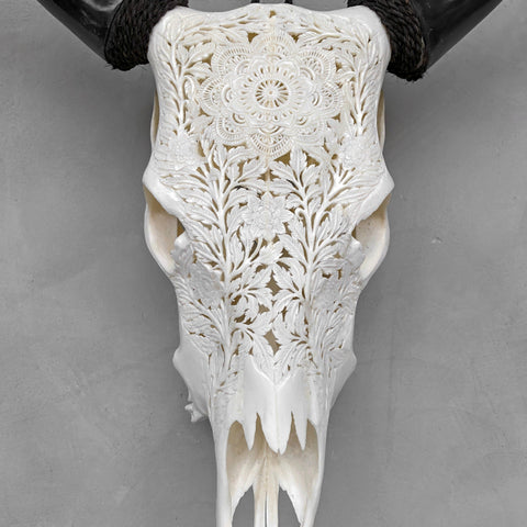 Fleur de bovin | Crâne de Vache Sculpté à la Main