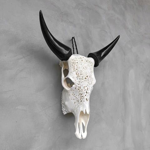 Fleur de bovin | Crâne de Vache Sculpté à la Main