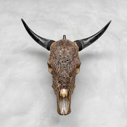 Mandala Moohawk | Crâne de Vache Sculpté à la Main