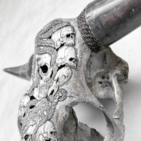 Couronne de Kraken | Crânes de taureaux sculptés à la main