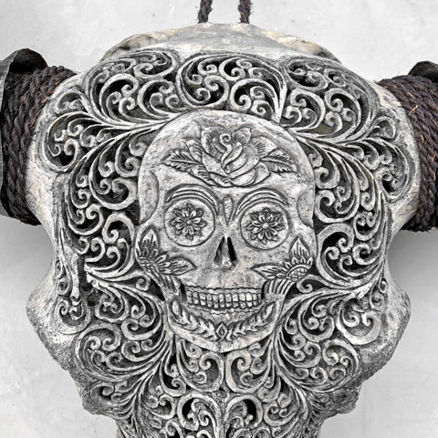 Dios de Los Muertos | Crâne de Buffle Sculpté à la Main