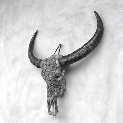 Floraison harmonieuse | Crâne de Buffle Sculpté à la Main