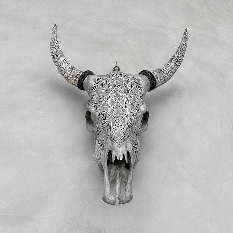 Diamant Ketupat | Crâne de Vache Sculpté à la Main