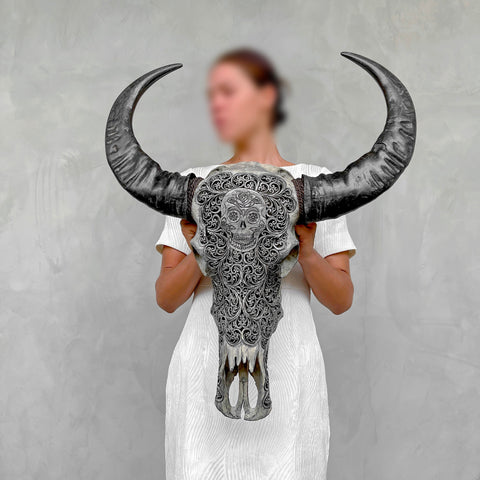 Dios de Los Muertos | Crâne de Buffle Sculpté à la Main